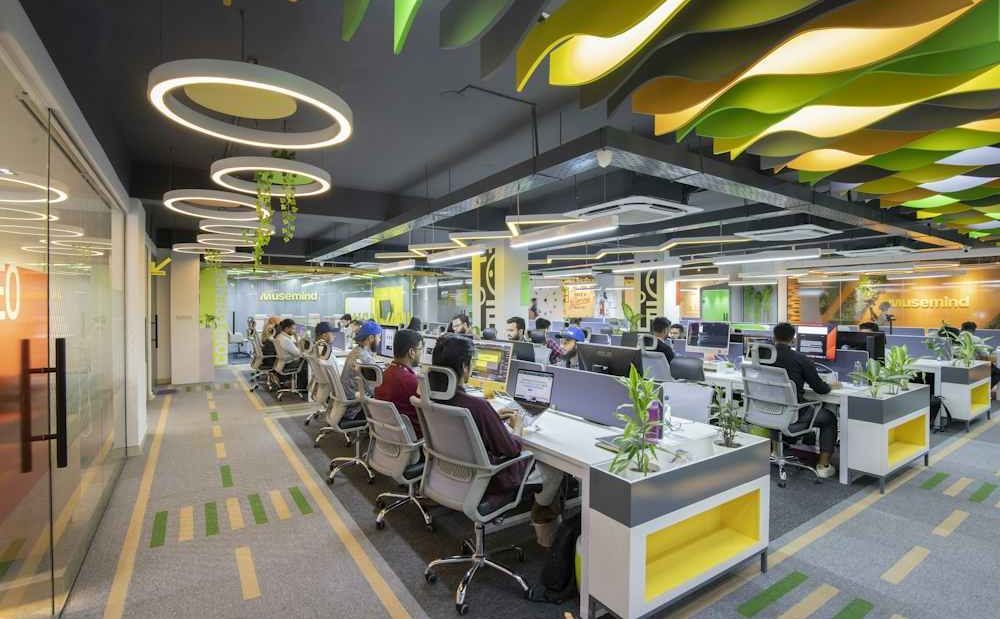 A modern open-plan office in Dubai